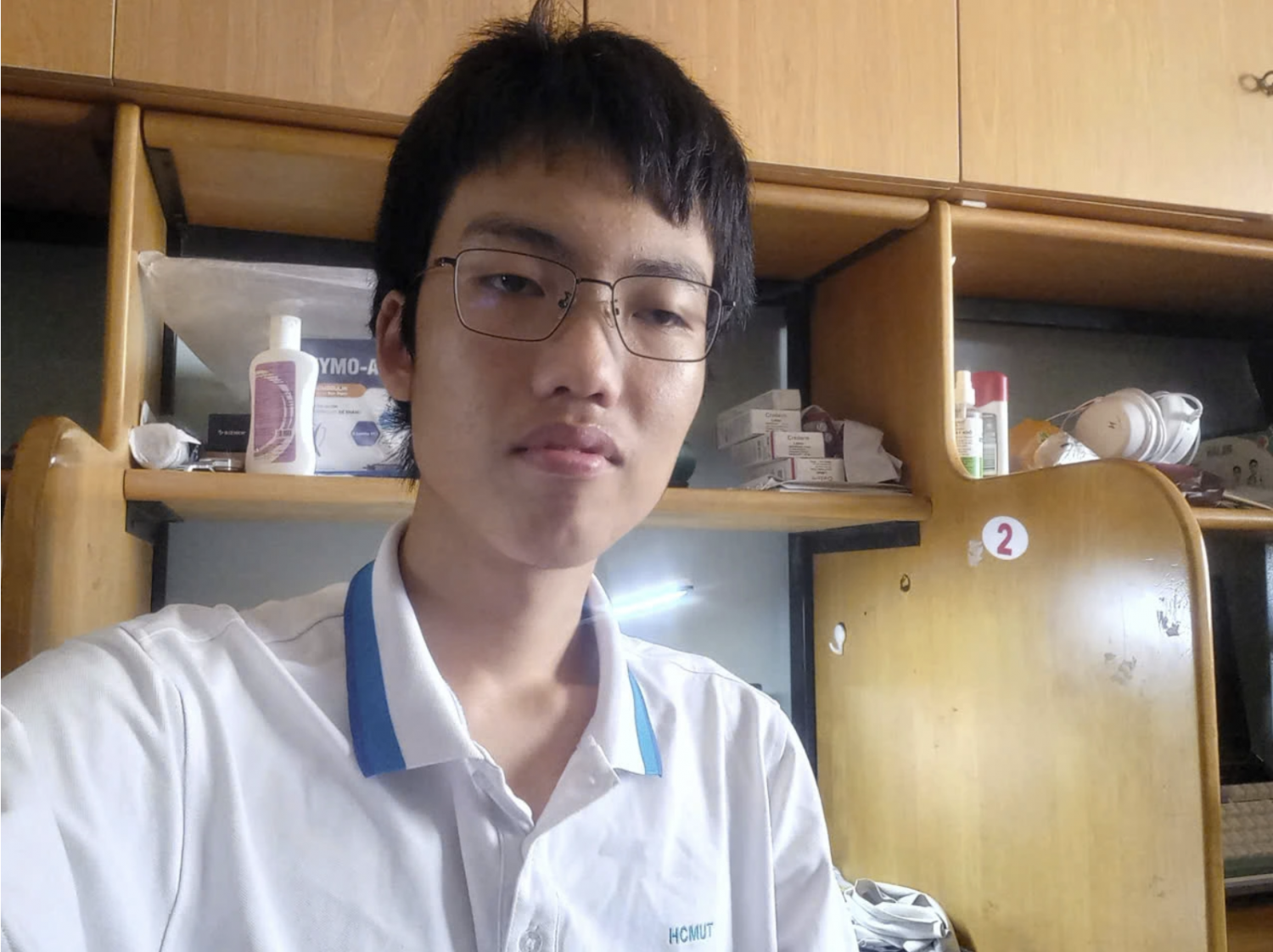 Thủ khoa Minh Khôi cho biết không quan trọng là học nhiều hay ít mà là phải học cho hiệu quả, để sau này không còn phải học lại kiến thức đó nữa  ẢNH: NVCC