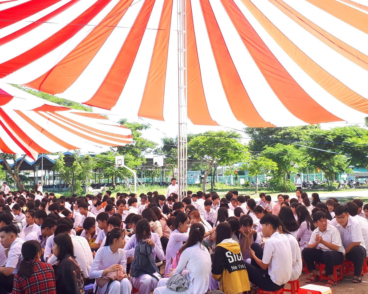 Lễ tổng kết và phát thưởng năm học 2019 - 2020