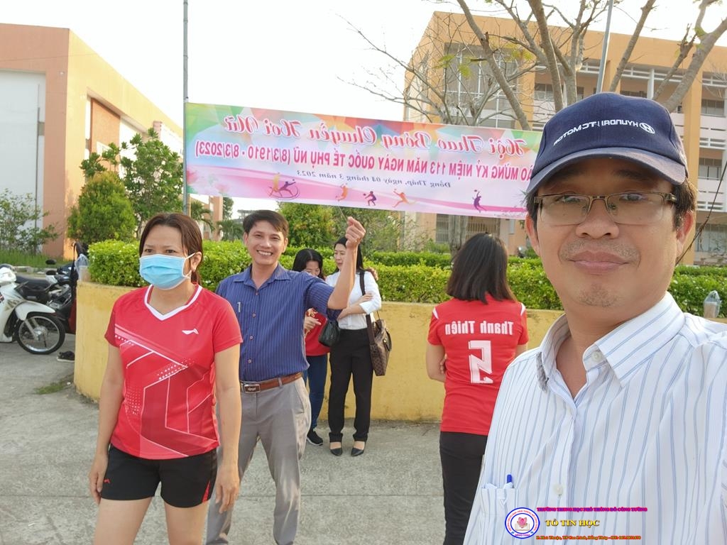 Hội thao bóng chuyền hơi nữ chào mừng ngày quốc tế phụ nữ 8/3/2023